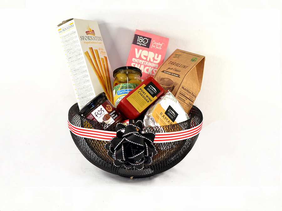 Cheese & Accompaniment Gift Basket